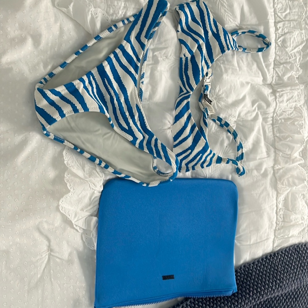 Blue zebra Triangle Maia suit